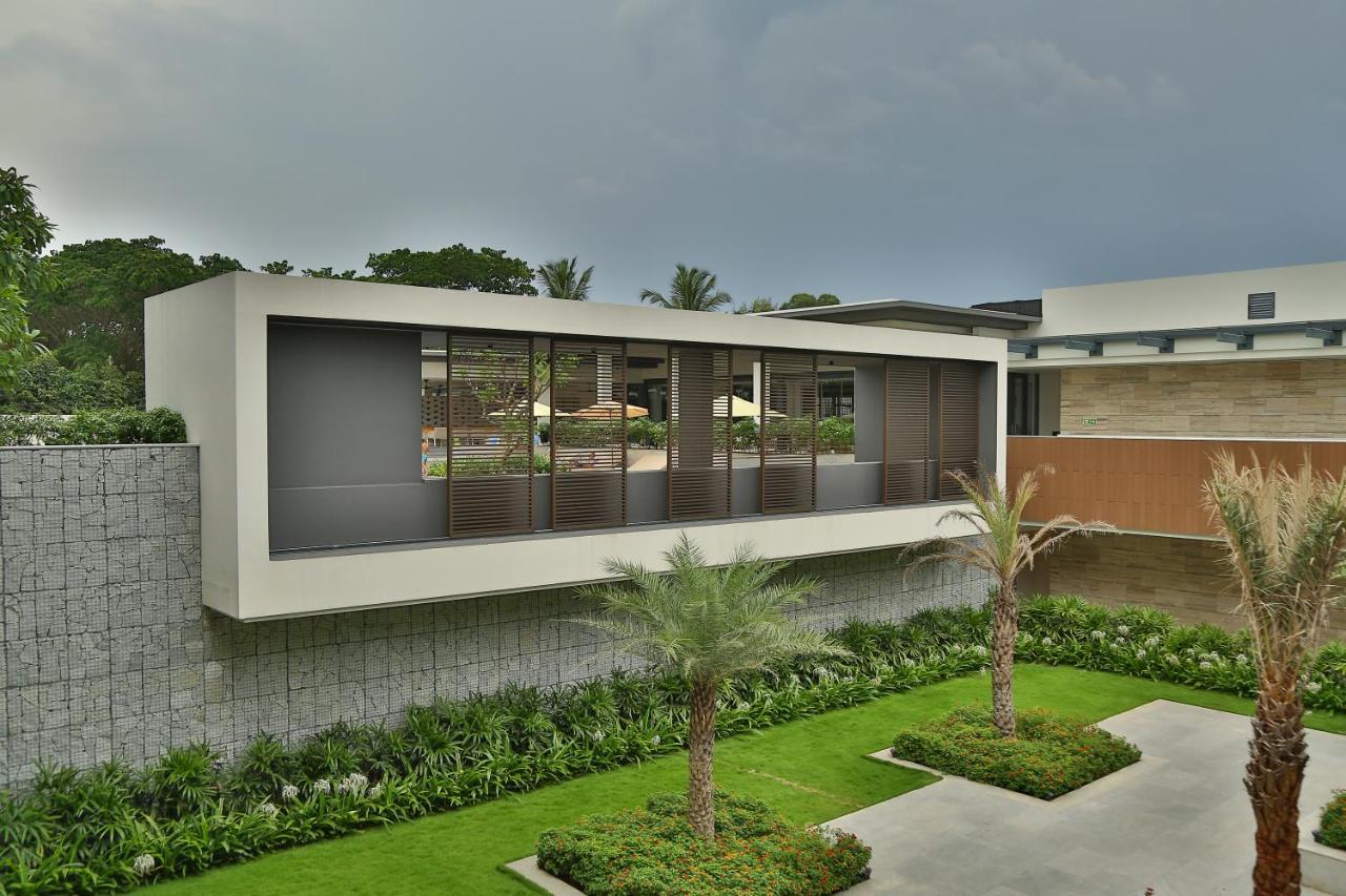 Blvd Club - Near Bengaluru Airport Hotel Settahalasūr Kültér fotó